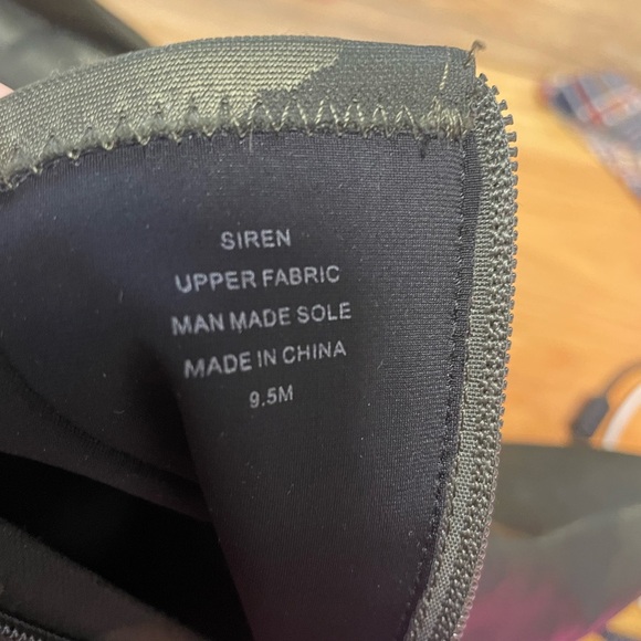 Jeffrey Campbell Green Camo Print Going Out Siren Ankle Sock Boot Sz 9.5 - Picture 3 of 11